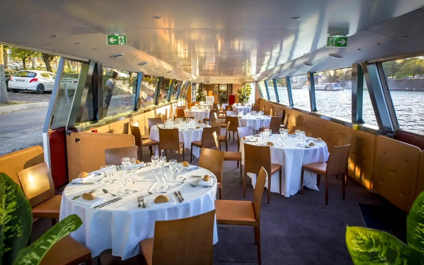 La Péniche d'Eva, péniche navigante sur la Seine, Paris, jusqu'à 100 personnes — photo 4