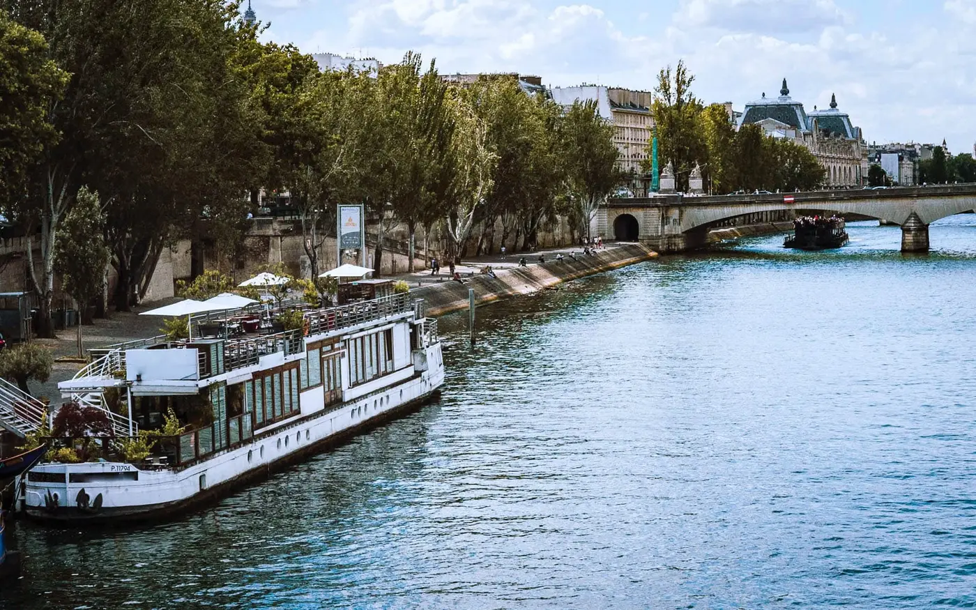 La Péniche de Barbara, Paris 6e