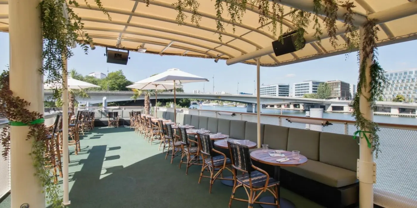 La Péniche de Basile, péniche à quai, Aux portes de Paris, jusqu'à 130 personnes — photo 4