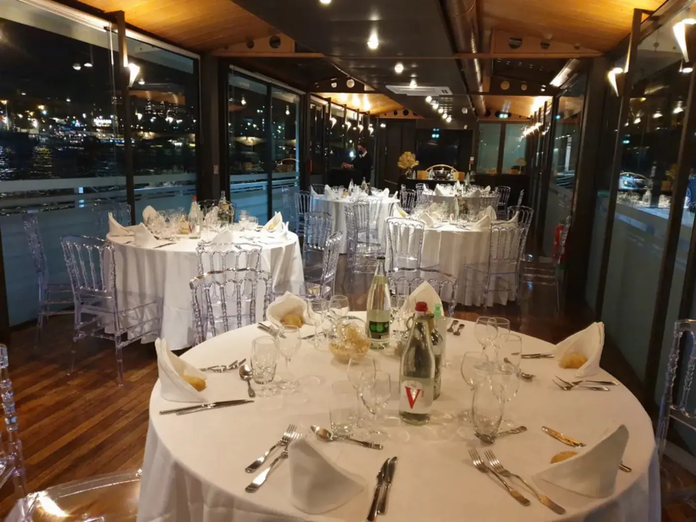 La Péniche de Darius, péniche à quai, Paris 16e, jusqu'à 100 personnes — photo 3