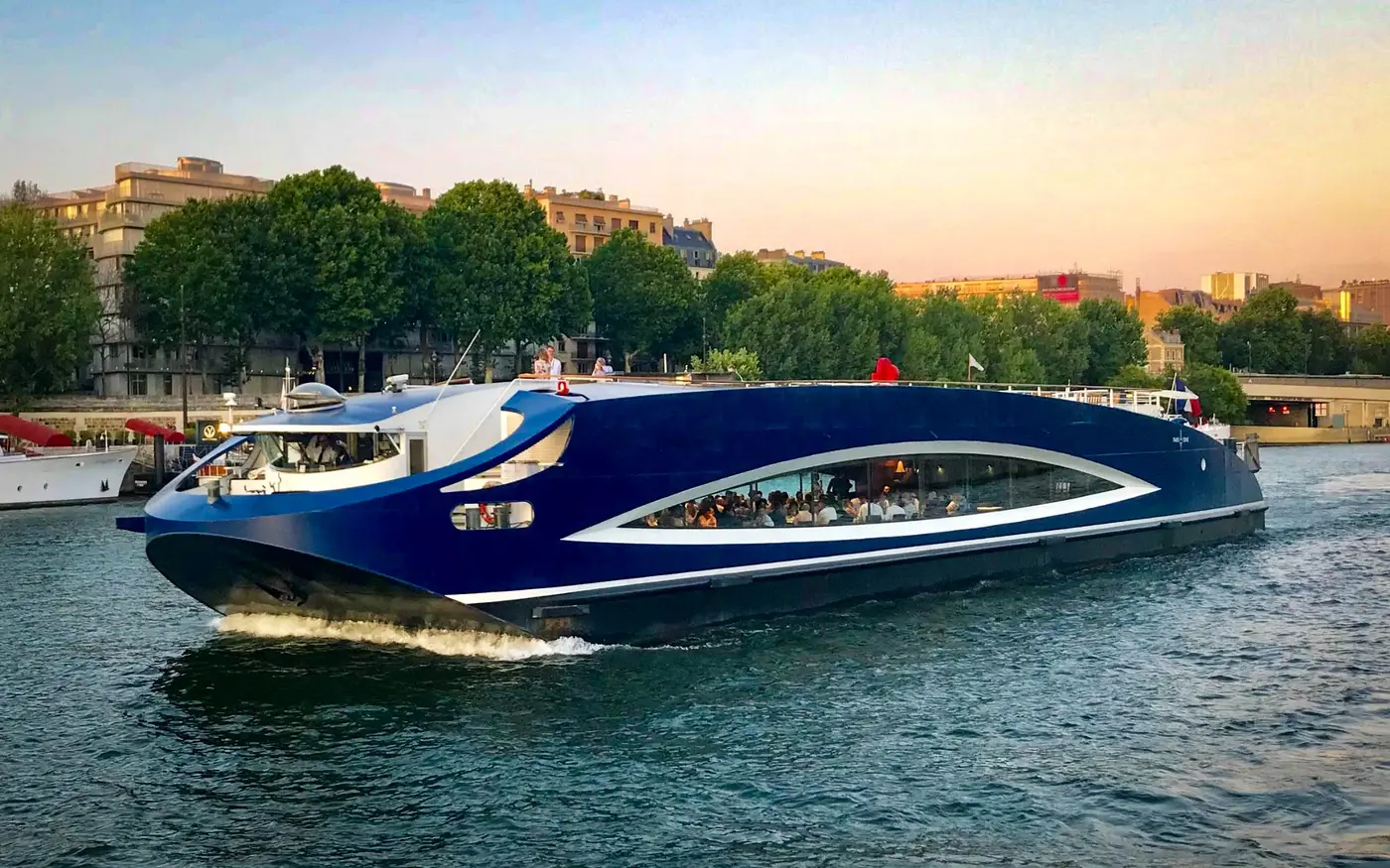 La Péniche de Patricia, Paris