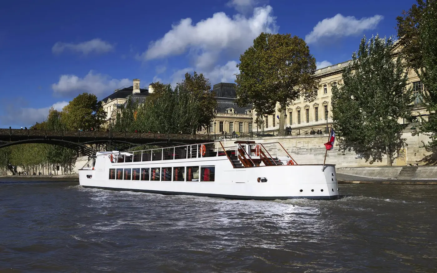 La Péniche de Vic, péniche navigante sur la Seine, Paris, jusqu'à 80 personnes — photo 2